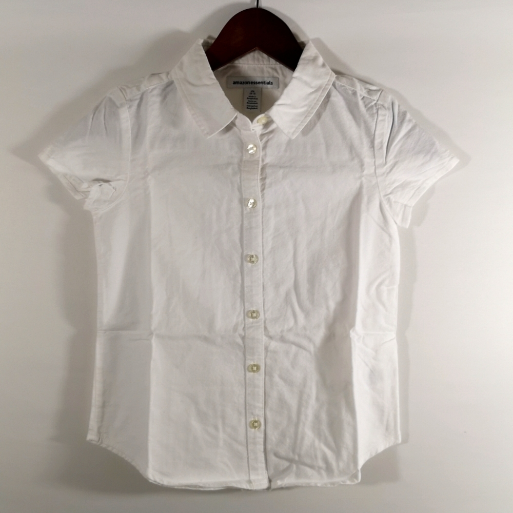 NWOT Girl's Amazon Essentials White Short-Sleeve Button Shirt, Size 6-7